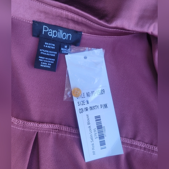 Beautiful Papillon blouse - Picture 5 of 5